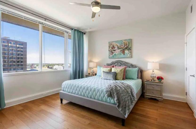 Aparthotel Amazing Beautiful View 2 Blocks To French Quarter, Small Rooftop Pool, Gym, Seanger Theater, Super Dome, And Bourbon St
